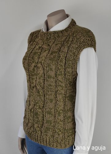 Chaleco verde oliva. Talla M
