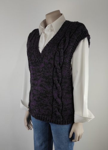 Chaleco cuello pico. Talla L